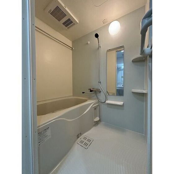 ラシュール・イン寺塚の物件内観写真