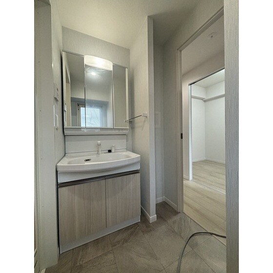 ラシュール・イン大橋Ⅱの物件内観写真