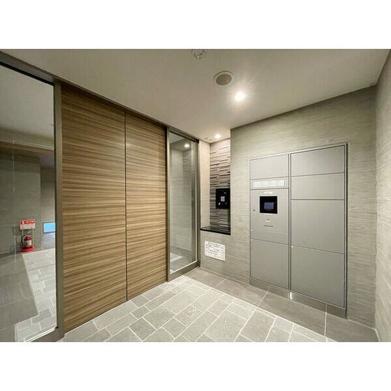 クロス天神南の物件外観写真