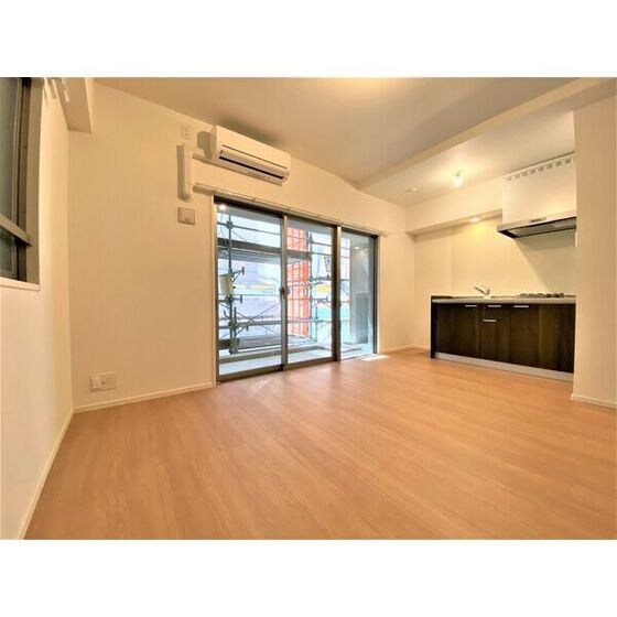 クロス天神南の物件内観写真