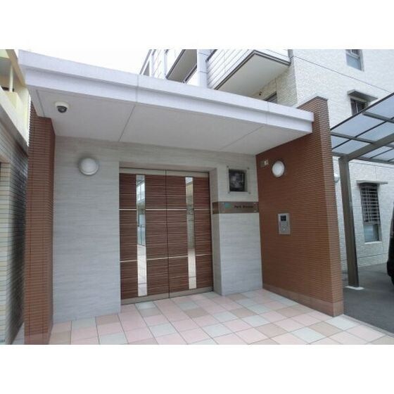 パークストリームの物件外観写真