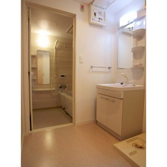 フィオーレ大橋の物件内観写真