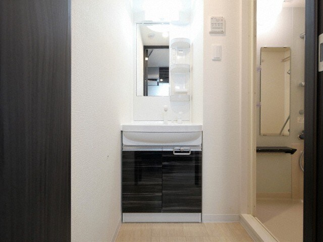 セオリー大阪アーバンレストの物件内観写真