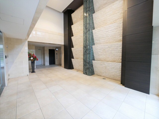 本町駅 徒歩3分 5階の物件外観写真