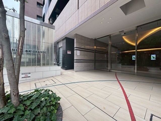 セレニテ本町グランデの物件外観写真