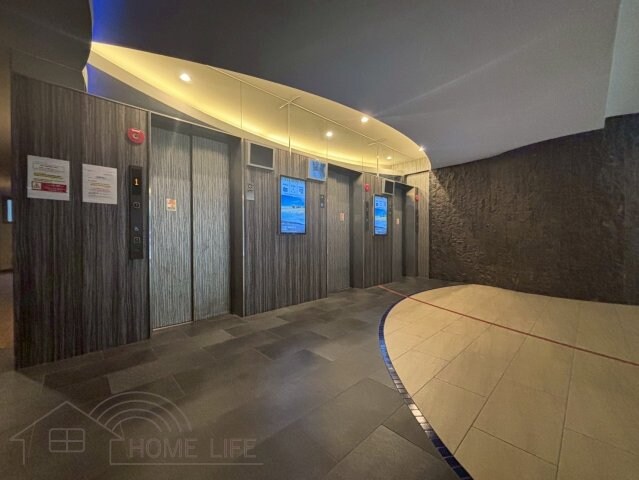 セレニテ本町グランデの物件内観写真