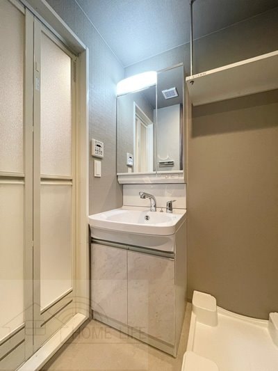 ファーストフィオーレ難波クレシアの物件内観写真