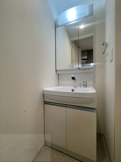 レジュールアッシュウエストレジスの物件内観写真