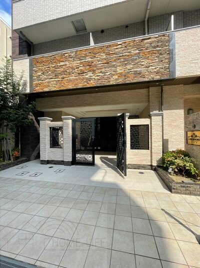 S-RESIDENCE淀屋橋の物件外観写真