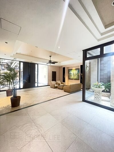 S-RESIDENCE淀屋橋の物件外観写真