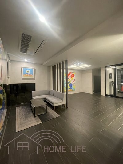 SK RESIDENCES SHINSAIBASHIの物件外観写真