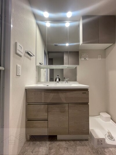 SK RESIDENCES SHINSAIBASHIの物件内観写真