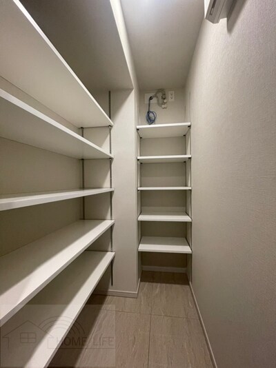 SK RESIDENCES SHINSAIBASHIの物件内観写真