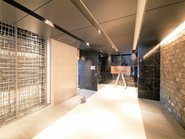 プレサンス阿波座駅前の物件外観写真