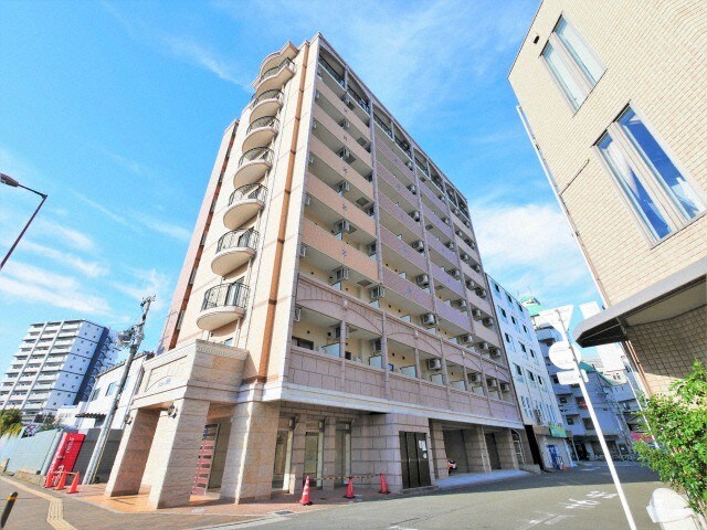 Uresidence京橋の物件外観写真