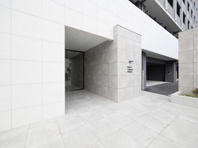 レジュールアッシュ塚本レジデンスの物件外観写真