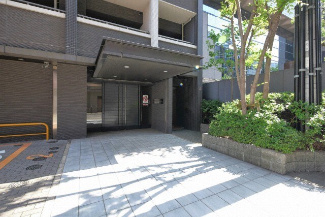 レジディア靭公園の物件外観写真