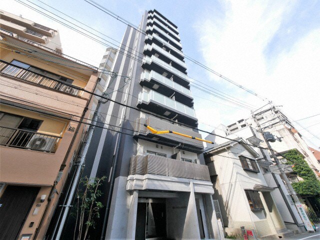 アール大阪グランデの物件外観写真