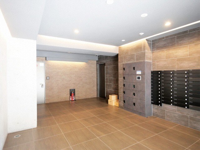 アール大阪グランデの物件外観写真