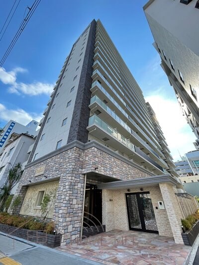 プレジオ難波の物件外観写真