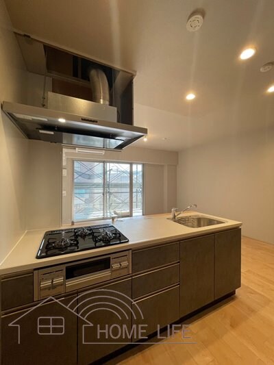 スプランディッド福島WESTの物件内観写真