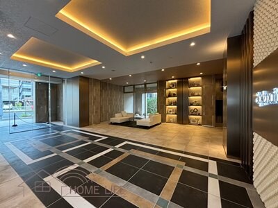 スプランディッド福島WESTの物件外観写真