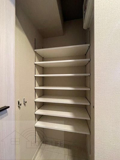 ファーストフィオーレ難波クレシアの物件内観写真