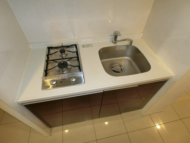 レジュールアッシュ難波LUXEの物件内観写真