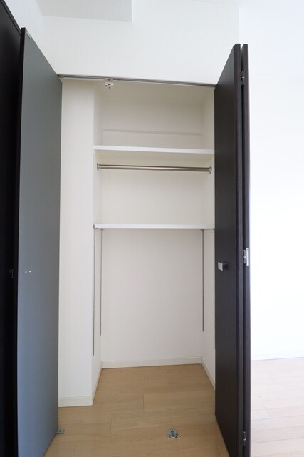 レジュールアッシュ難波LUXEの物件内観写真