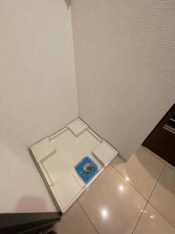 レジュールアッシュ難波LUXEの物件内観写真