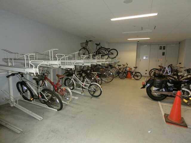 レジュールアッシュ難波LUXEの物件内観写真