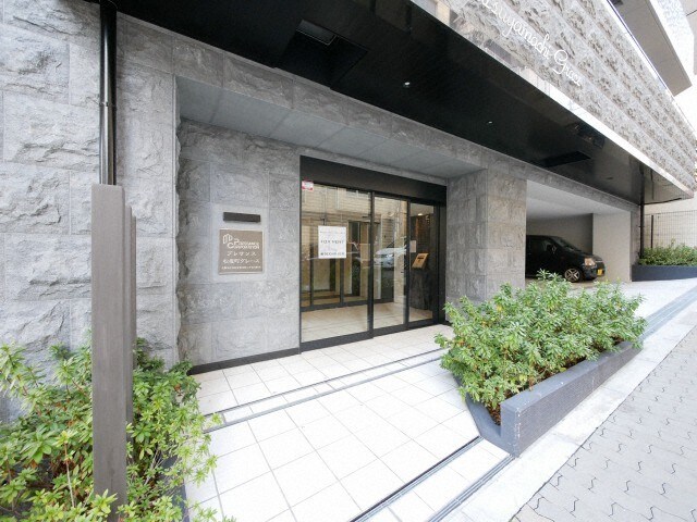 プレサンス松屋町グレースの物件外観写真