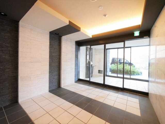 プレサンス松屋町グレースの物件外観写真