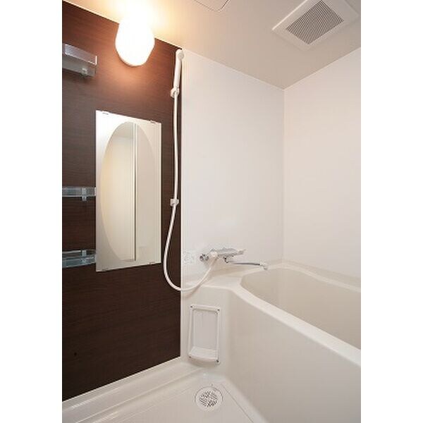 セレニテ新大阪弐番館の物件内観写真