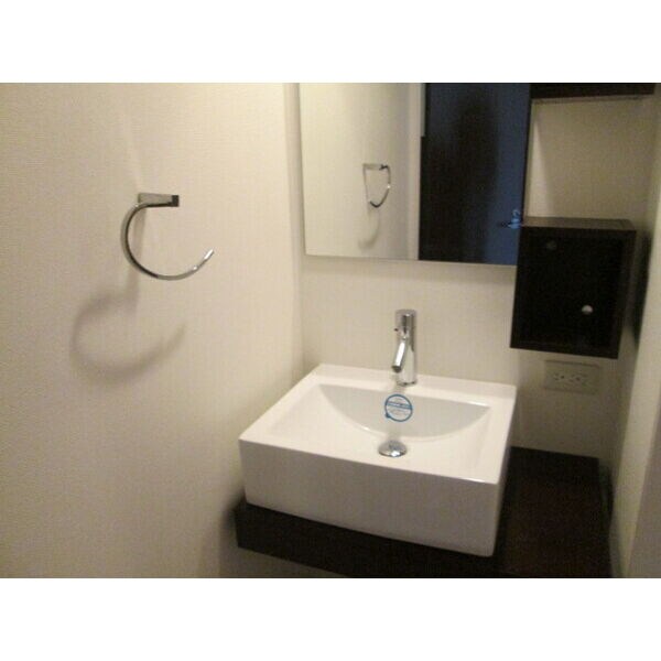 セレニテ新大阪弐番館の物件内観写真