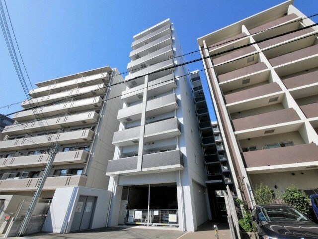 ライブガーデン新大阪の物件外観写真