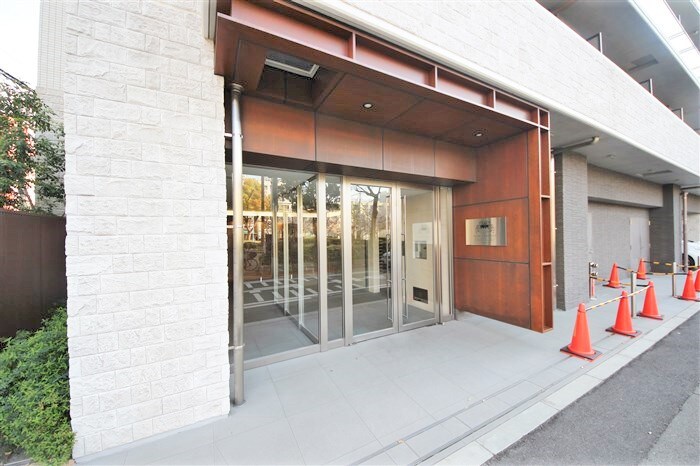 レオンコンフォート難波ブランの物件外観写真