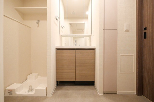 コンフォリア・リヴ本町WEST　Qの物件内観写真