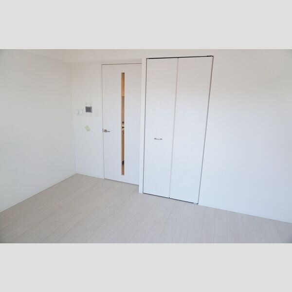 エスリード新大阪ザ・マークの物件内観写真