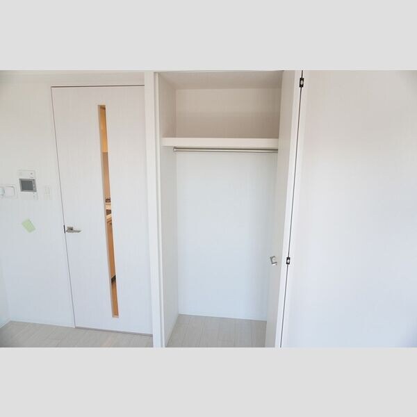 エスリード新大阪ザ・マークの物件内観写真