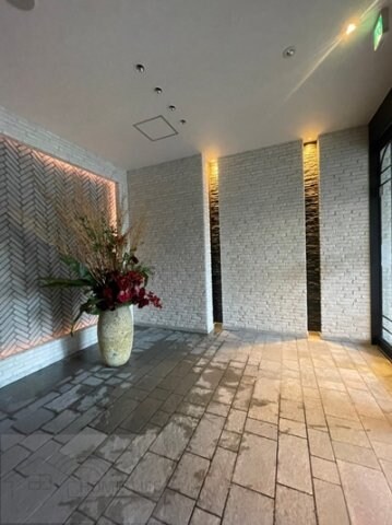 レジュールアッシュウエストレジスの物件外観写真