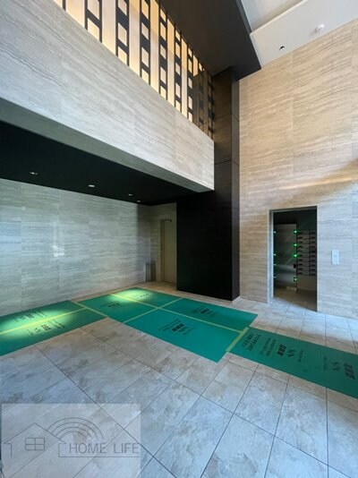 本町駅 徒歩5分 6階の物件外観写真