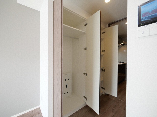 ルネフラッツ谷町四丁目の物件内観写真