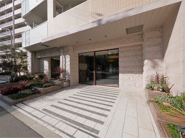 La Douceur桜川の物件外観写真