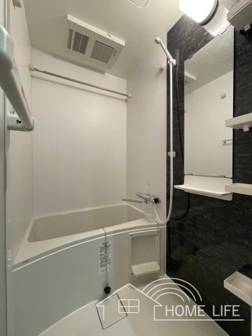 セレニテ江坂グランデの物件内観写真