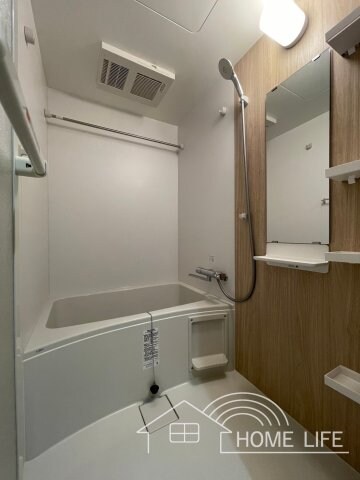 セレニテ江坂グランデの物件内観写真