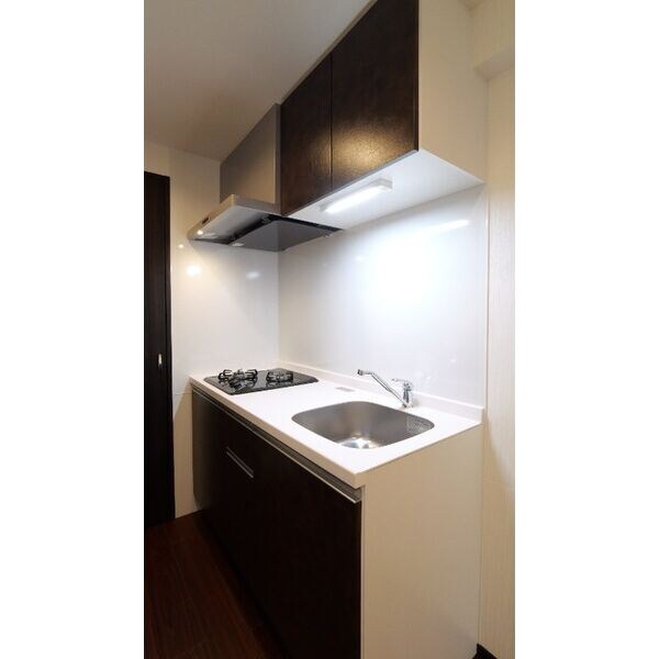 プレジオ新大阪EUROの物件内観写真