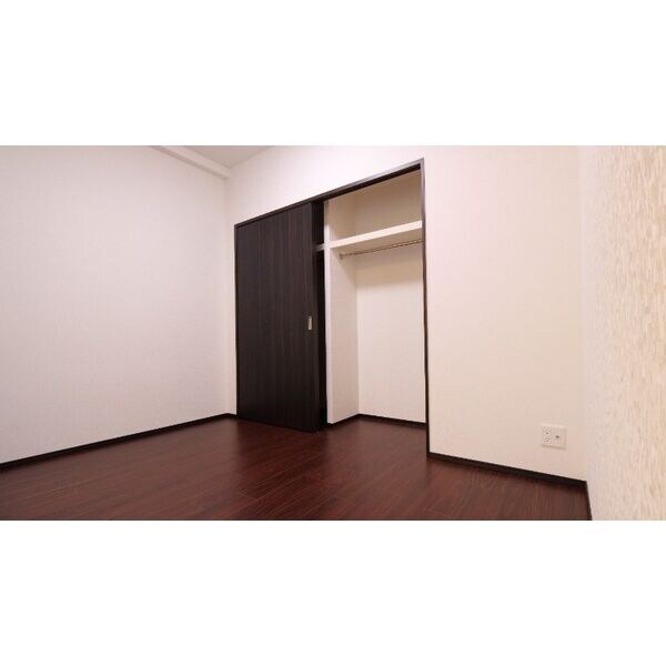 プレジオ新大阪EUROの物件内観写真