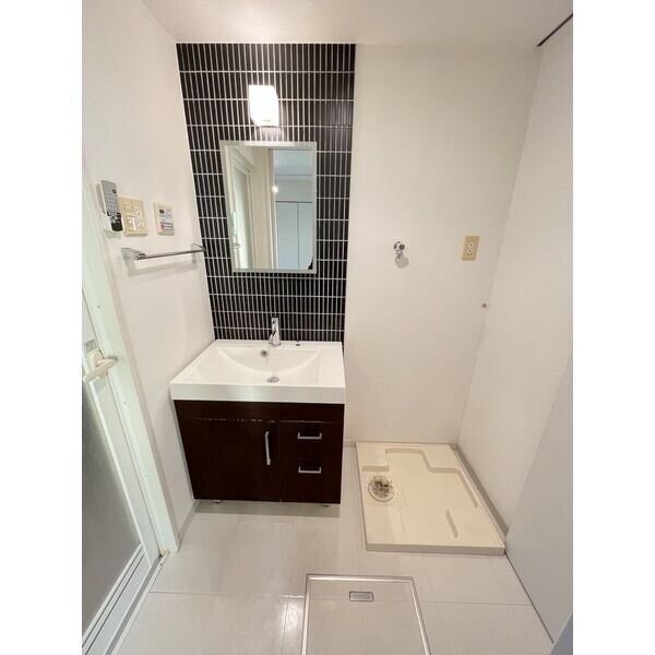 CITY SPIRE日本橋高津の物件内観写真