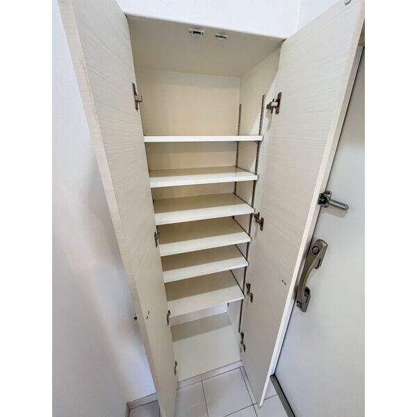 CITY SPIRE日本橋高津の物件内観写真